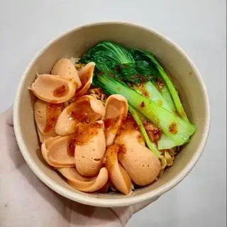 Hình ảnh Mì trộn xúc xích