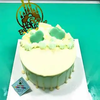 Bánh kem sữa tươi 16cm - 260.000 ₫ tại Bánh Kem Merry Cake - Nơ Trang Long