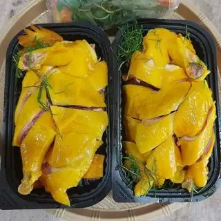 combo 2 hộp gà ủ muối 1 con - 245.000 ₫ tại Bé Bơ Food - Gà Ủ Muối - Thoại Ngọc Hầu