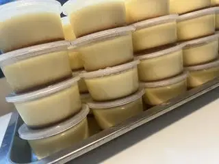 Hình ảnh bánh flan (5 hủ)