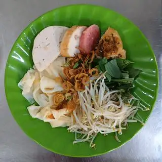 Bánh ướt trứng - 40.000 ₫ tại Bánh Cuốn Tiến Đạt - Chung Cư Ngô Gia Tự