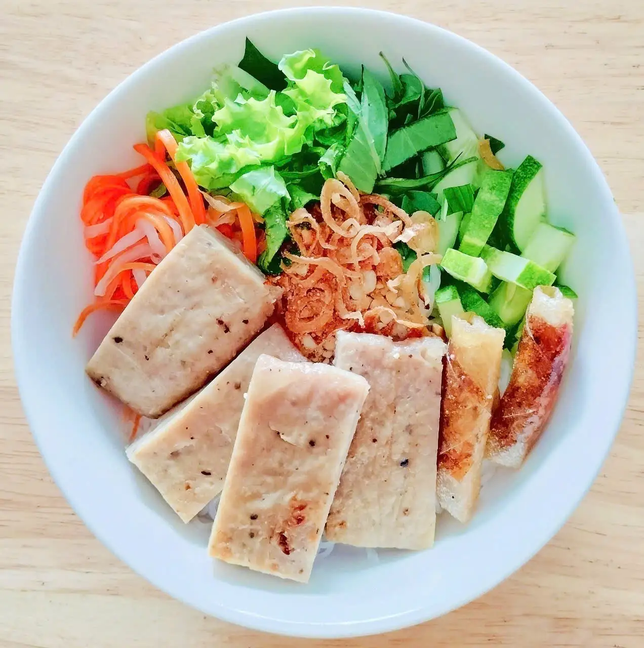 Bún nem nướng - 52.000 ₫ tại Xứ Nẫu 77 - Mẹt Cuốn Tây Sơn - Lê Đức Thọ