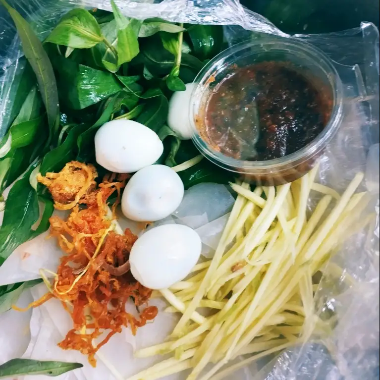 Bánh tráng chấm - 27.000 ₫ tại Tảo - Tré Trộn & Bánh Tráng Trộn - Huỳnh Tấn Phát