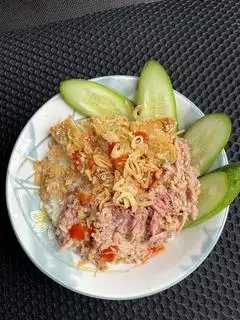 Hình ảnh Xôi pate thịt hầm và thịt chiên xù