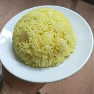 Cơm không - 10.000 ₫ tại Cơm Gà Ta Trúc Hương - Gỏi Gà & Miến Gà - Phạm Hùng