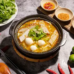 Hình ảnh BÁNH CANH CHẢ CÁ, TRỨNG CÚT