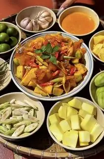 Hình ảnh chân gà + gân bò + trứng non 400g thành phầm