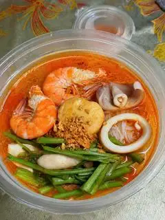 Bún Thái TÔM MỰC tặng 1 ly nước ngọt - 69.000 ₫ tại Bún Thái, Lẩu Ly & Cá Viên Nhà Bé Nọng - Hoàng Xuân Nhị