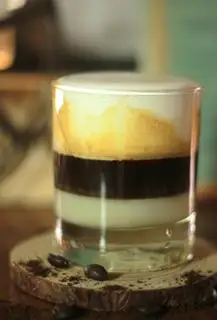 Bạc Xĩu / Fresh Milk Coffee - 40.000 ₫ tại Phiim Cafe - Thái Văn Lung