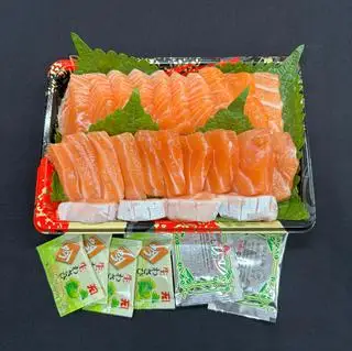 Set sashimi 300g cá hồi tươi Nauy cho 2 người - 435.000 ₫ tại Beef Steak & Sashimi - KĐT Phú Mỹ Hưng