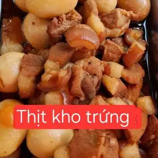 Thịt kho trứng  - 50.000 ₫ tại Cơm Tấm Lan - Cơm Sườn, Bún Thịt Nướng & Cơm Trưa Văn Phòng - Lê Đức Thọ