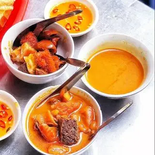 Phá Lấu Bò Nước Dừa/Sữa - 45.000 ₫ tại Nhí Nhảnh - Food and Drink - Cô Giang
