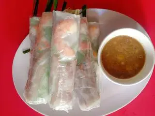 Hình ảnh Gỏi cuốn tôm tai