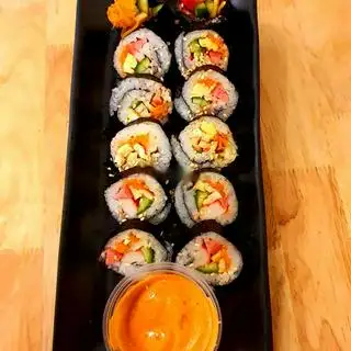 Kimbap  Truyền Thống - 40.000 ₫ tại Mì Cay Kore - Bình Thới