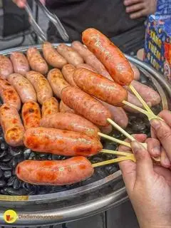 Hình ảnh Lạp xưởng nướng đá