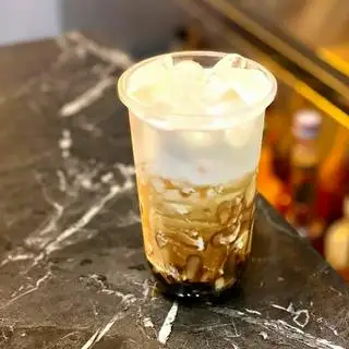 Sữa tươi trân châu đường đen - 35.000 ₫ tại Rocketto Dessert - Cách Mạng Tháng 8