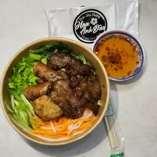 Bún thịt nướng, nem nướng - 35.000 ₫ tại Bún Thịt Nướng Hoa Anh Đào - Trần Quang Khải