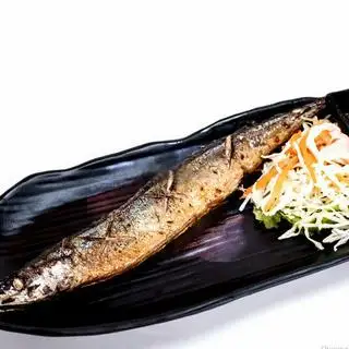 Sanma shio - 76.000 ₫ tại Michi Sushi - Nguyễn Huệ
