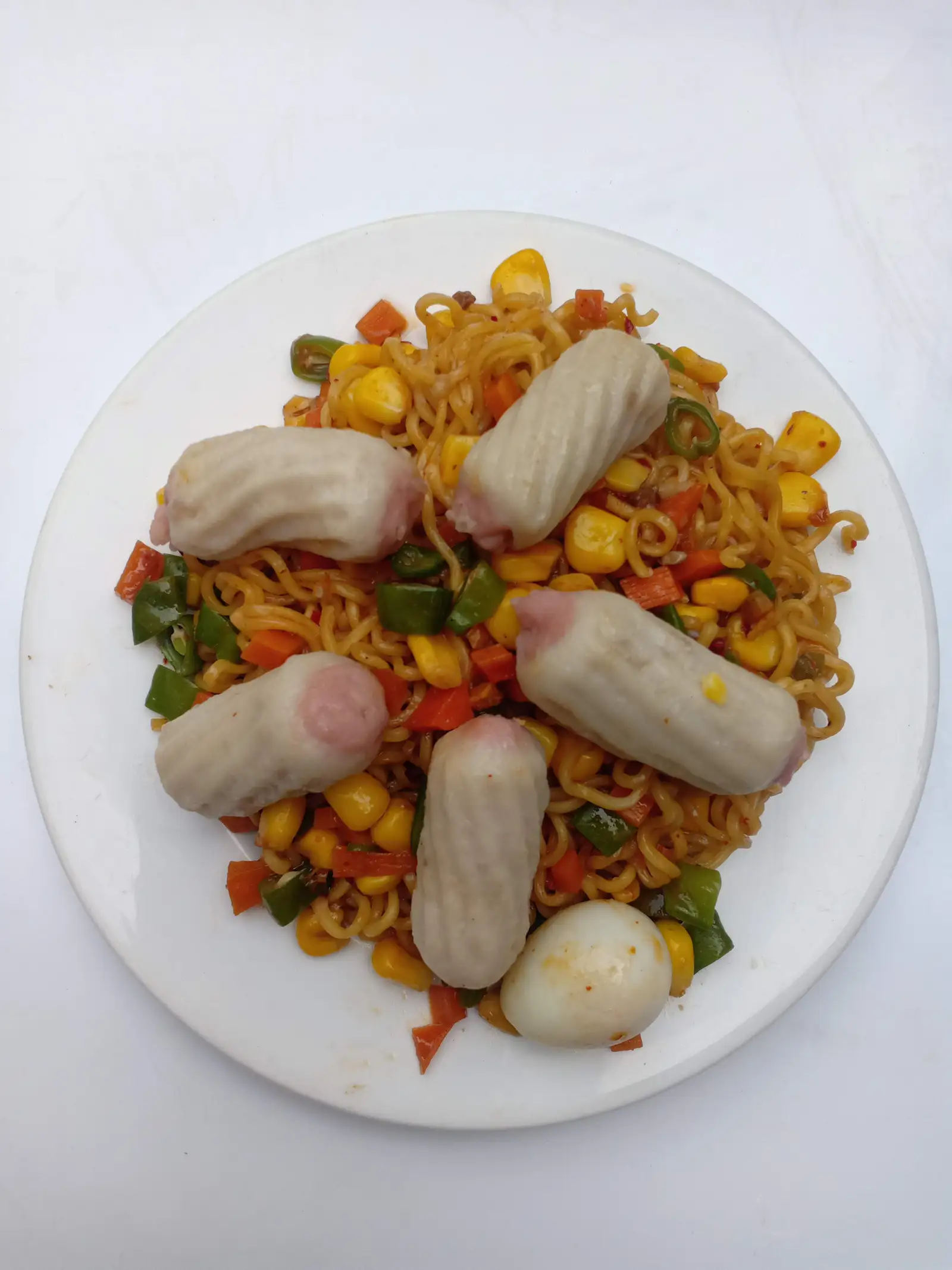 Hình ảnh Mì trộn mực xoắn