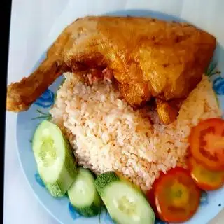 Cơm gà phần lớn - 75.000 ₫ tại Phượng 4 - Cơm Gà Xối Mỡ - An Dương Vương