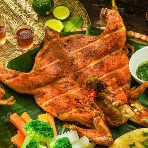 Gà Nướng Muối Ớt 145 - Nguyễn Thượng Hiền - Món truyền thống/Đặc sản gần bạn