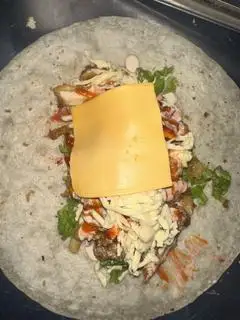 Tacos full topping - 99.000 ₫ tại Tiệm Bánh Tiểu Bảo - Tacos - Quang Trung