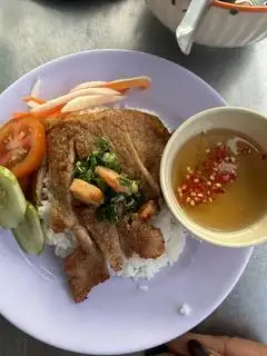 Hình ảnh Cơm Tấm Sườn