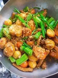 Hình ảnh viên chiên thập Cẩm sốt mắm tỏi nhỏ