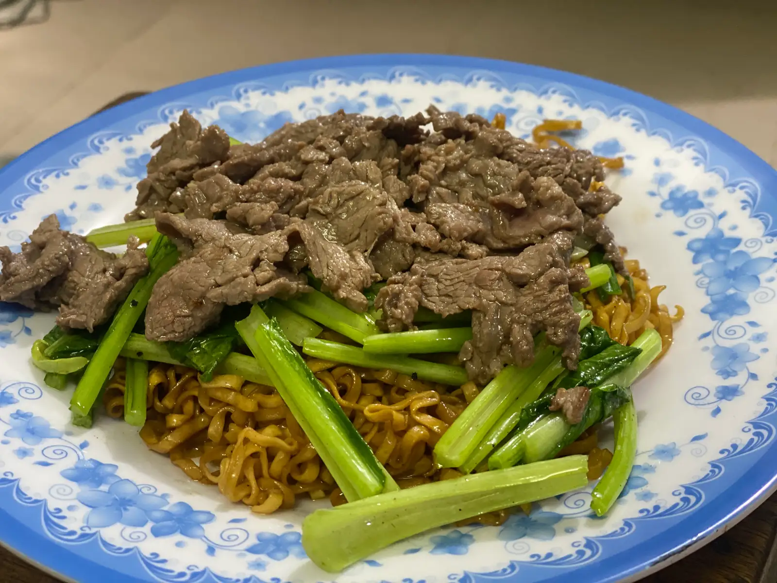 Hình ảnh Mì gói Xào bò