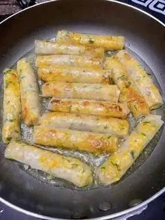 Bánh tráng cuốn chiên - 45.000 ₫ tại Pooh Béo Bánh Tráng Cuốn Chiên - Đỗ Thị Lời