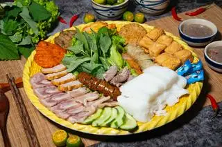 Bún đậu cây bàng - 238.000 ₫ tại Bún Đậu Cây Bàng Còng - Vạn Kiếp