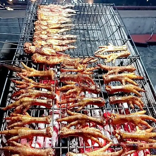 Hình ảnh Combo 10 chân gà - 10 cánh gà nướng
