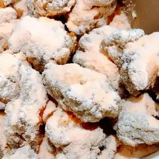 Korean Snow Cheese  Fried Chicken (boneless) - Gà rán Hàn Quốc phủ phô mai bột - 290.000 ₫ tại Wakanda & Milk Tea & Food - Phú Mỹ