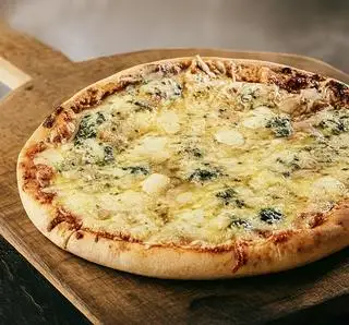 Pizza 4 loại phô mai - 135.000 ₫ tại An - Pizza & Tea - Cách Mạng Tháng Tám