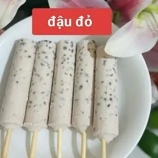 Kem ống đậu đỏ ( 1 cây ) - 7.000 ₫ tại Loan - Gỏi Cuốn Tôm Thịt & Gỏi Khô Bò - Phạm Văn Hai