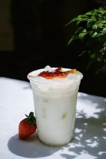 Sữa chua trái cây - 45.000 ₫ tại Trà Trái Cây Happy Tea - Phan Đăng Lưu