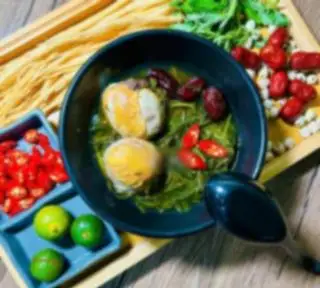 Hình ảnh Trứng vịt lộn hầm ngải cứu