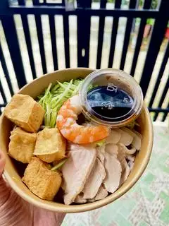 Hình ảnh Bún Nước Tương Thịt Luộc