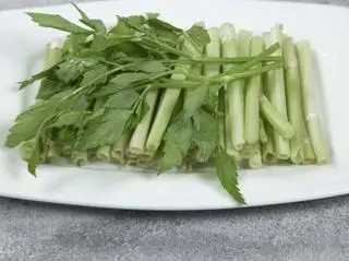 Hình ảnh Rau Cần thêm ( xuất 1 người )