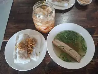 Bánh cuốn nhân thịt+giò - 45.000 ₫ tại Em Bé Tày - Bánh Cuốn Cao Bằng - Đặng Thùy Trâm