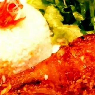Cơm gà bì chả - 58.000 ₫ tại Cơm Tấm Múp - Bắc Hải
