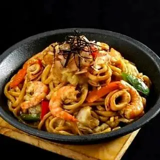 Mì Udon Xào Hải Sản - 129.000 ₫ tại Salmon Sushi - Trần Xuân Soạn