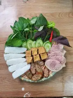 BÚN , ĐẬU , THỊT BẮP GIÒ , DỒI SỤN - 59.000 ₫ tại Bún Đậu Mắm Tôm Luci - Dương Thị Mười