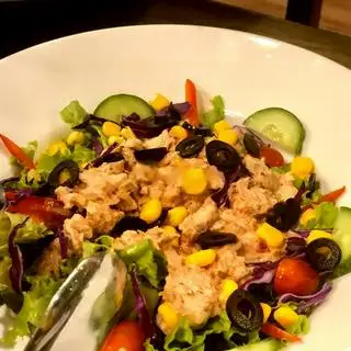 Tuna Mayo Salad - 186.000 ₫ tại Italiani's Pizza - Diamond Plaza