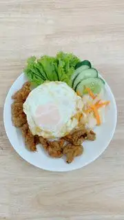 Cơm da gà ốp la - 40.000 ₫ tại Cơm Gà Giòn Giòn - Tôn Đản
