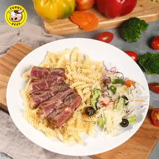 Nui beefsteak (100gr bò mỹ) (fusilli - 100gr american beef) - 107.000 ₫ tại Funny Beef - Spaghetti & Beefsteak - Nguyễn Tri Phương