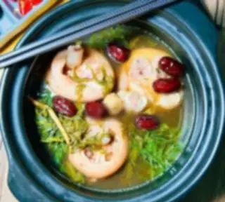 Hình ảnh Móng giò hầm ngải cứu