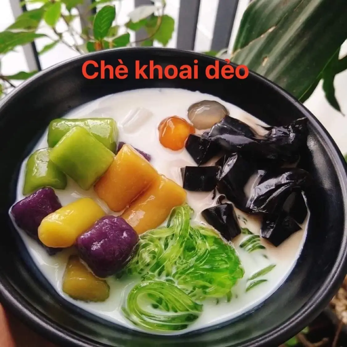 Chè khoai dẻo - 32.000 ₫ tại Chè Dừa Dầm Cô Hến Hải Phòng - Bạch Đằng