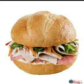 Hình ảnh Hamburger Kẹp Thịt Chả
