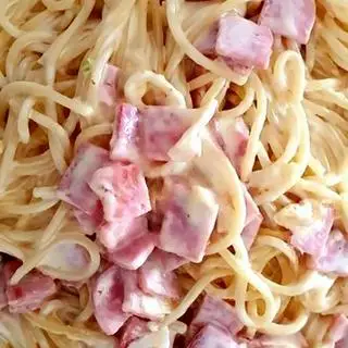 Hình ảnh Mỳ ý kem trứng - ba chỉ Jăm bông phô mai nướng